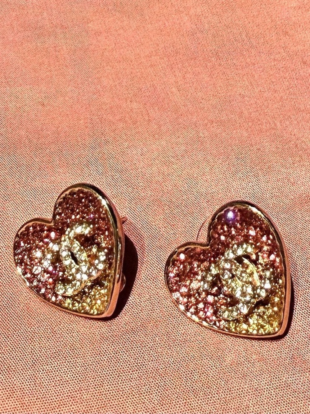 Chanel Pink Ombré Heart CC Crystal Earrings in Pink & Gold